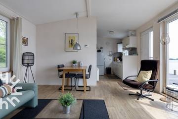 Boot für 2 Personen in Nationalpark Weerribben-Wieden, Overijssel, Bild 3