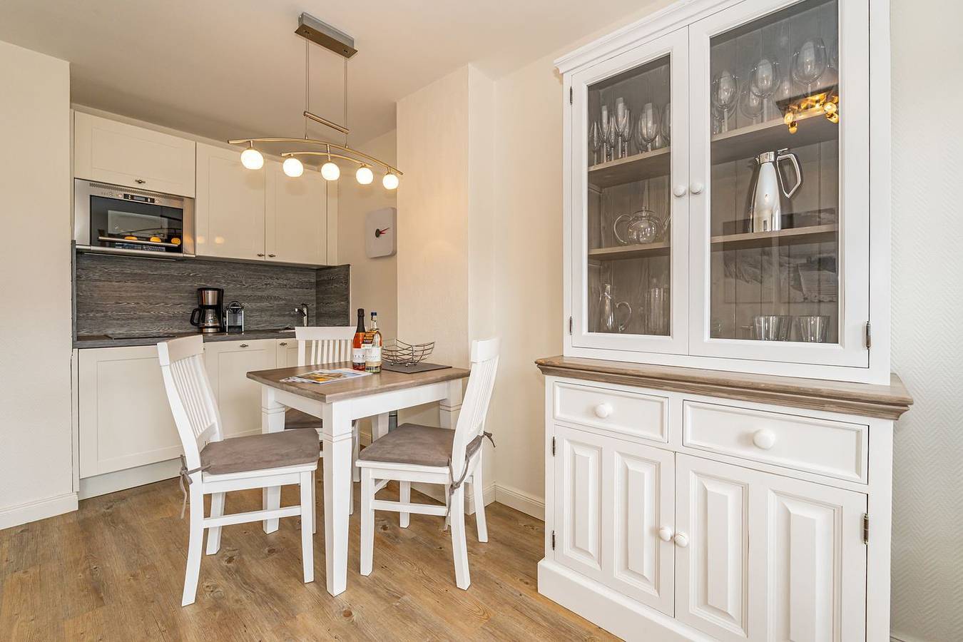 Ganze Wohnung, Schöne Ferienwohnung im Süden Westerlands mit Terrasse. in Westerland, Sylt (Gemeinde)