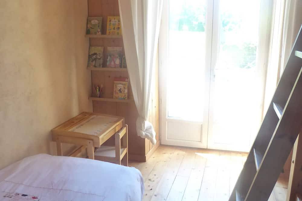 Superbe mas Avec Piscine en Pierre au Milieu des Vignes Dans Domaine Viticole in Bagnols-sur-Cèze, Nimes und Umgebung