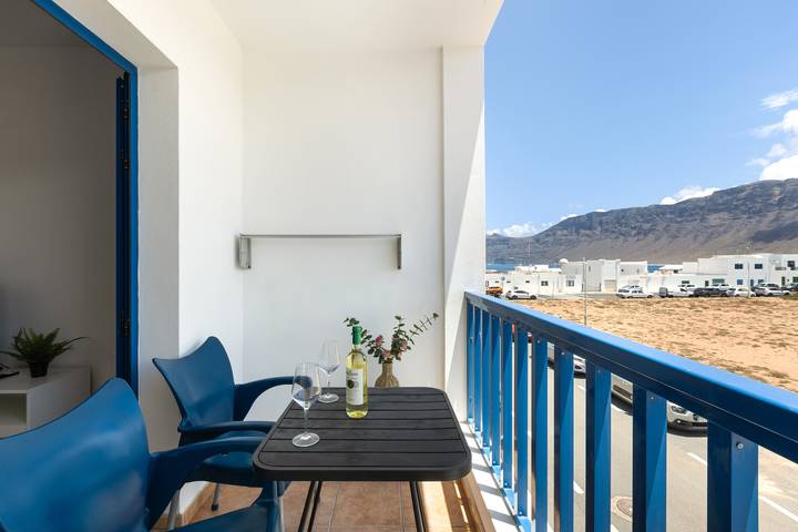 Gîte pour 4 personnes, avec balcon dans Famara - 2