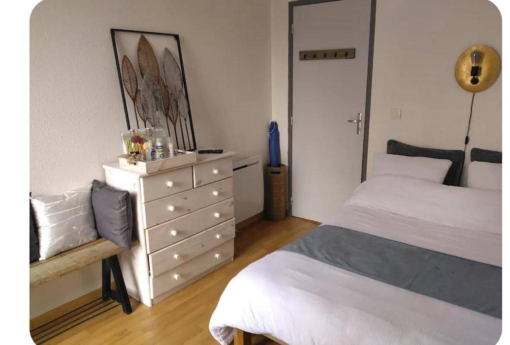 Appartement de vacances entier, Chambre chez l'habitant tout confort aux Balcons de Bigorre in Tarbes, Hautes-Pyrénées