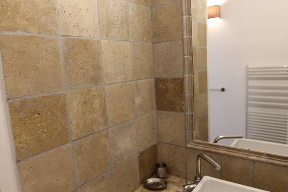 Appartement entier, Duplex de Charme / Wifi-Ac-Terrasse / Bonnieux Luberon in Bonnieux, Parc naturel régional du Luberon