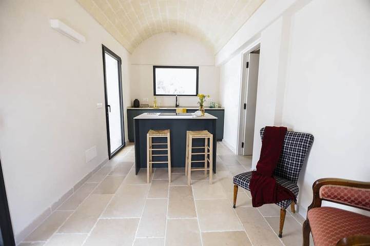 Gîte pour 8 personnes, avec jardin et piscine