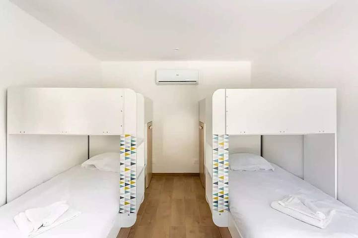 Location de vacances pour 8 personnes, avec jardin ainsi que terrasse et jacuzzi à Crécy-la-Chapelle - 4
