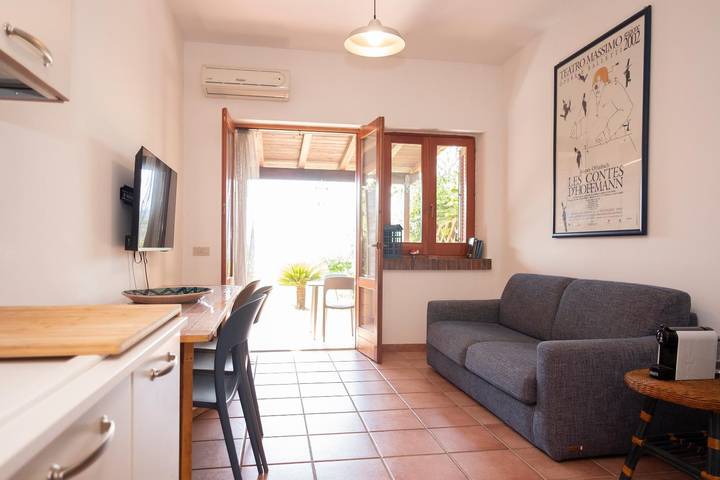 Residenz für 6 Personen mit Balkon/Terrasse in Macari, San Vito Lo Capo