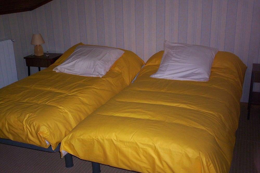 10 minutes from the spa! House for 8 travellers, ideal for families! in Rochefort, Rochefort und Umgebung