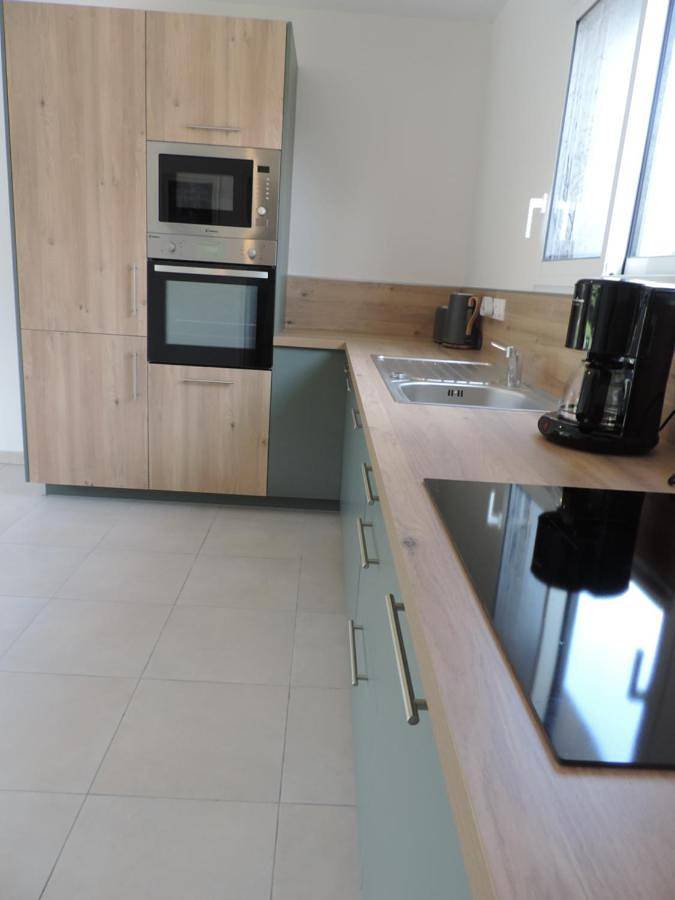 Location de vacances pour 6 personnes, avec terrasse à Tréhorenteuc - 2