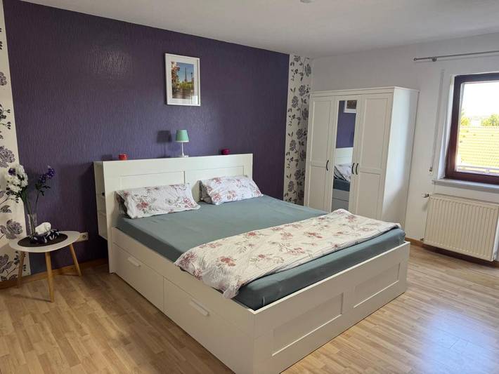 Ferienwohnung für 3 Personen, mit Balkon und Ausblick in Mücke