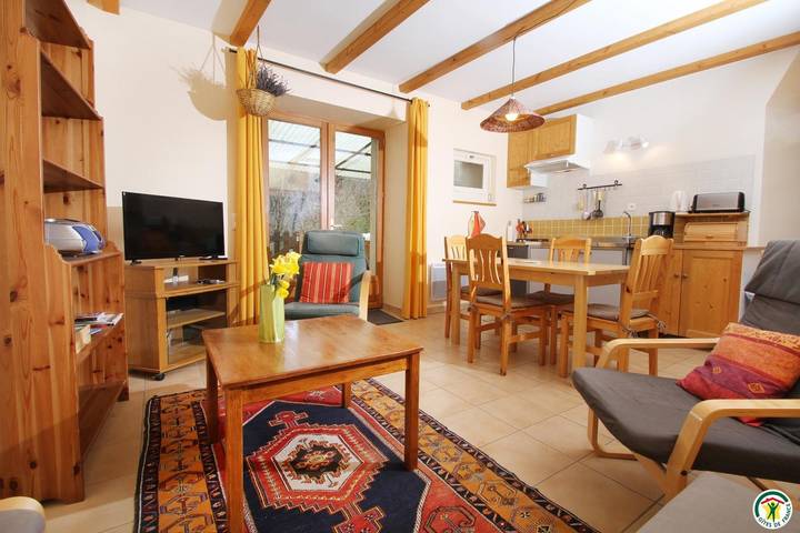 Gîte pour 3 personnes, avec jardin dans Bellegarde-en-Diois