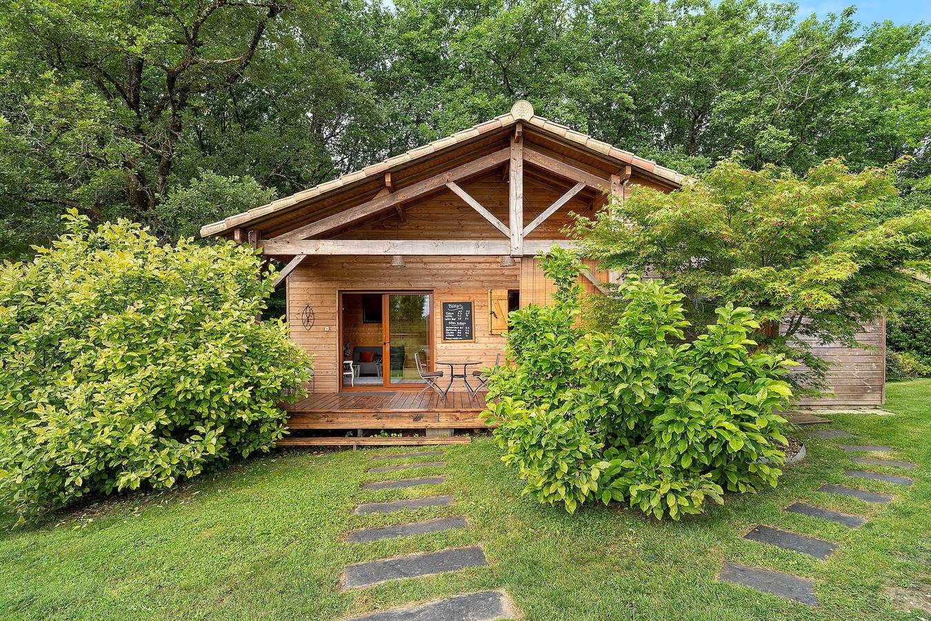 Chalet en périgord vert in Sainte-Croix-de-Mareuil, Parc naturel régional Périgord-Limousin