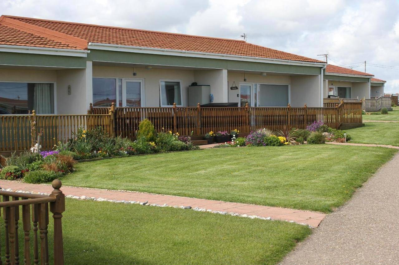 Two-Bedroom Chalet in Broomholm, Norfolk Coast