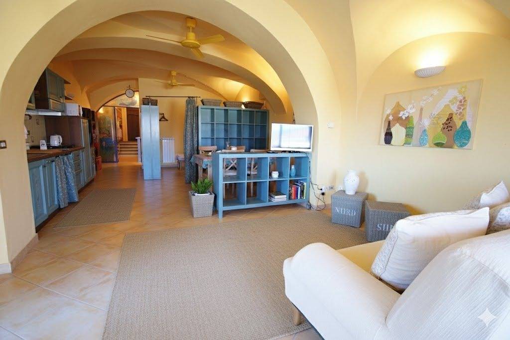 Ganze Wohnung, Wohnung mit Terrasse und Wifi in Imperia | Ap127 in Porto Maurizio, Imperia