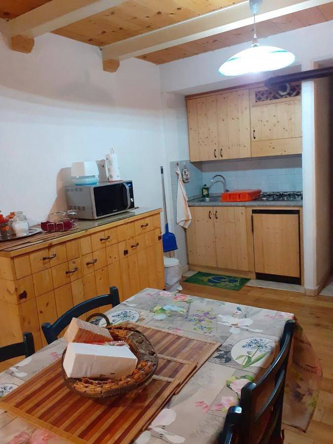 Gîte pour 2 personnes, avec terrasse et vue, animaux acceptés dans Brossasco - 3