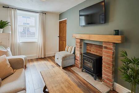 Host & Stay | Church View Cottage in Matlock, Derbyshire