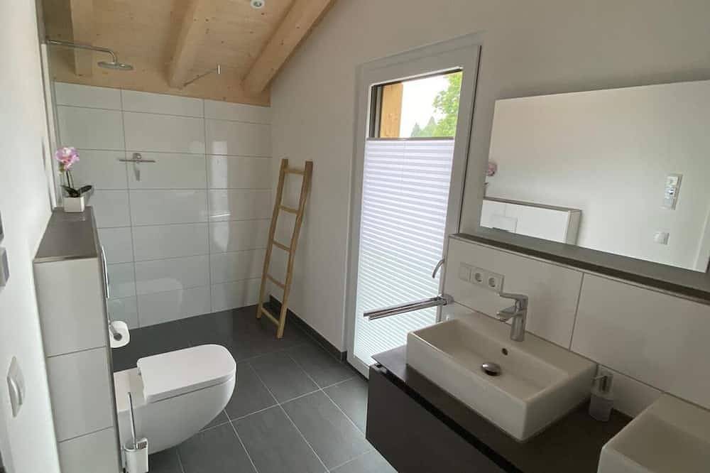 Ferienhäuser Alpenglück - Haus Plattenbichl Ferienhaus mit Sauna und Whirlpool in Oberstdorf, Bayerisch Schwaben