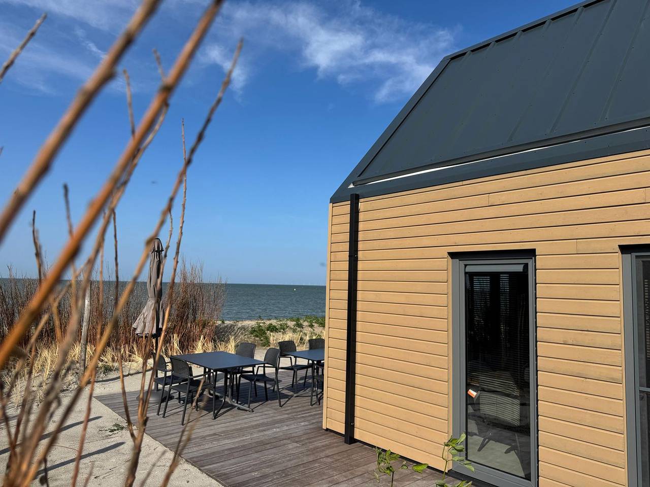 Beachhouse Sonnendeck mit Meerblick in Enkhuizen für die ganze Familie in Enkhuizen, Ijsselmeer
