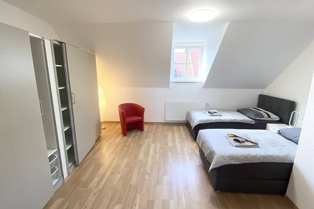 Ganze Wohnung, Moderne Ferienwohnung mit 2 Schlafzimmern, Küche und Bad in Grimma, Leipzig und Umgebung