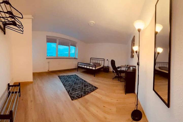 Ganze Wohnung, Zimmer \"black\" in Wg - zentral & ruhig - Vw, Autostadt, Vfl- Parkplatz und Wlan in Wolfsburg, Braunschweig und Umgebung