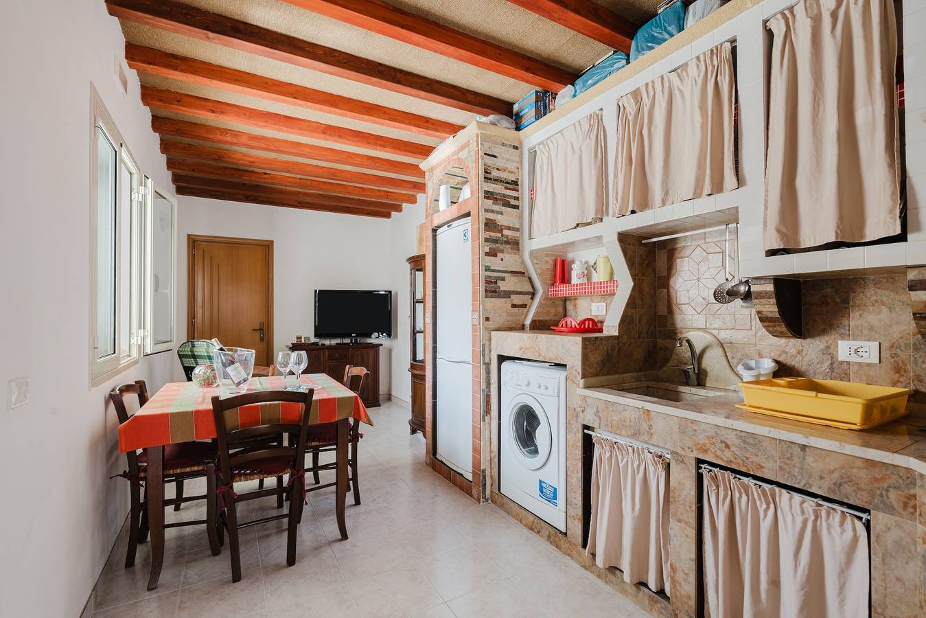 Entire apartment, Apartment 'Andrea's House Marsala' with Sea View and Private Terrace in Stagnone Marsala, Marsala