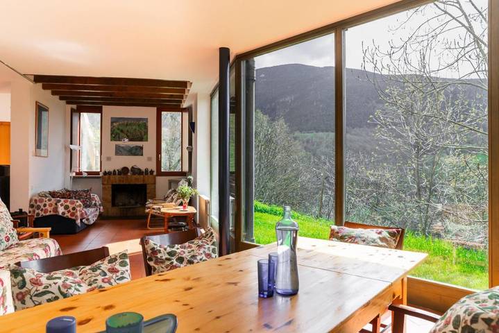 Location de vacances pour 8 personnes, avec jardin et vue, animaux acceptés à Queralbs - 2