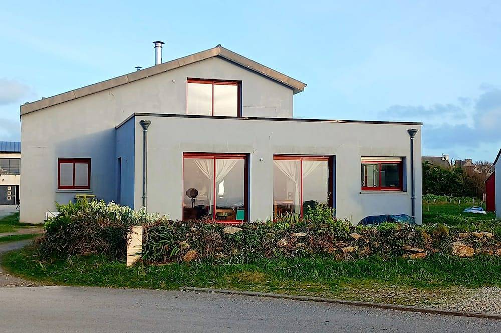 House with sea view, a few steps from the magnificent Gouérou beach. in Lampaul-Plouarzel, Brest und Umgebung