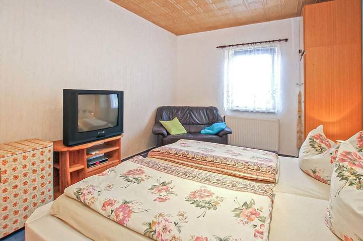 Ferienwohnung für 5 Personen, mit Garten und Terrasse, mit Haustier in Milmersdorf - 3