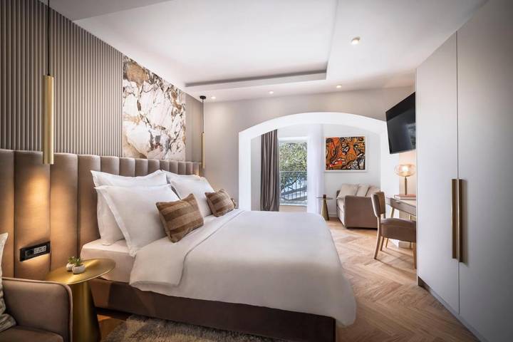 Hôtel pour 2 personnes, avec piscine ainsi que terrasse et vue