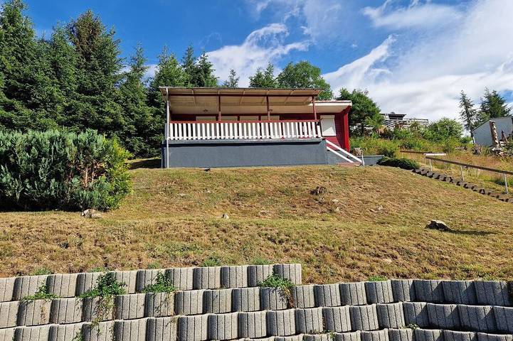 Ferienhaus für 6 Personen, mit Terrasse in Stützerbach