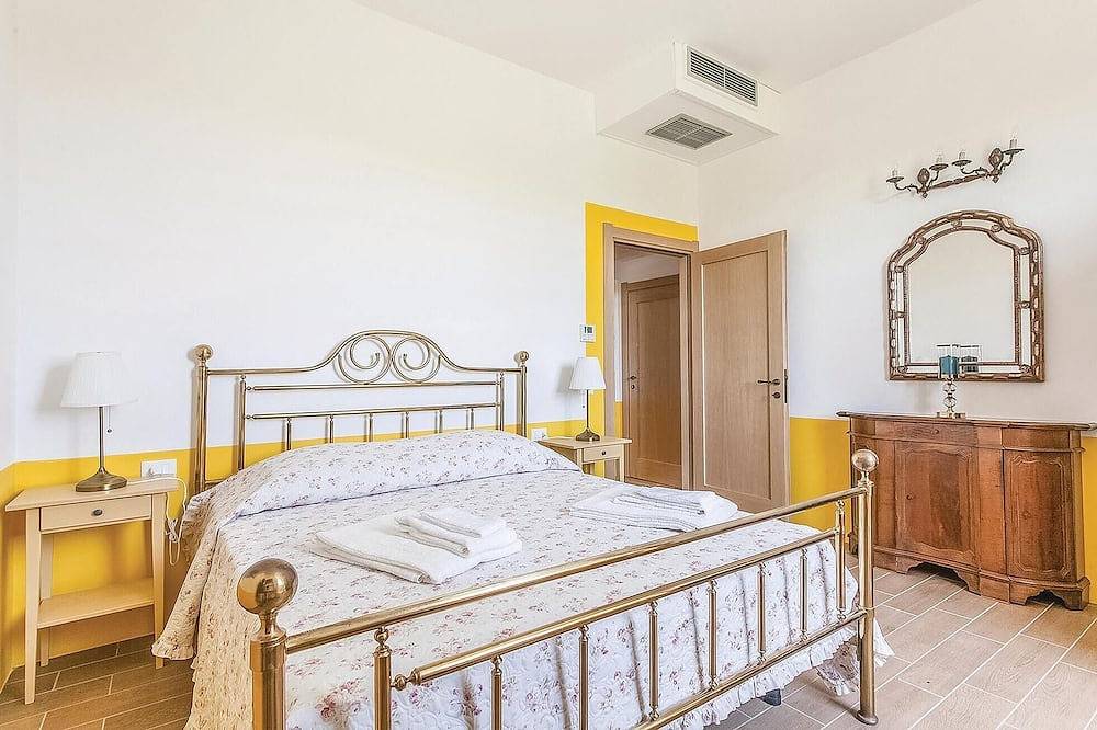 Beautiful home in Tuscania -Vt- in Tuscania, Province de Viterbo