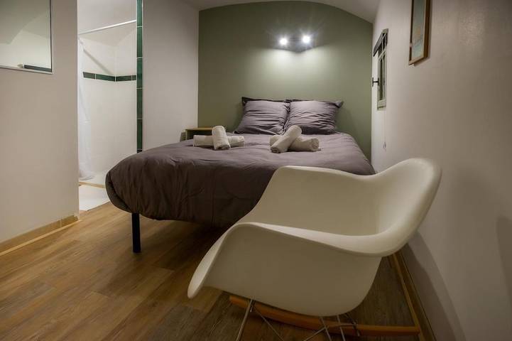 Gîte pour 4 personnes à Saint-Laurent-des-Arbres - 2
