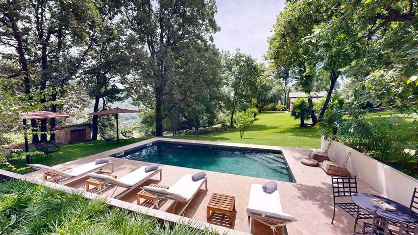 Chalet para 8 personas, con piscina además de vistas y jardín, Se admiten mascotas en Valle del Tiétar - 2