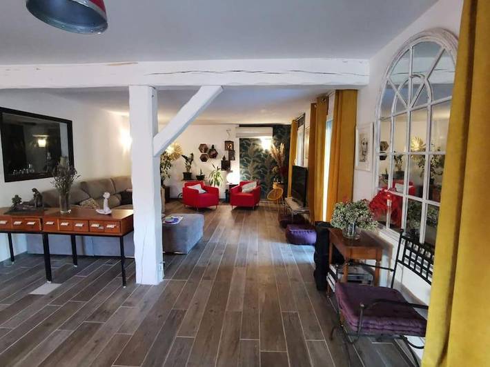 Location de vacances pour 8 personnes, avec terrasse et piscine à Soual - 4