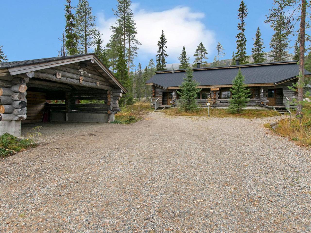 Joikupirtti b in Pyhä, Lappland