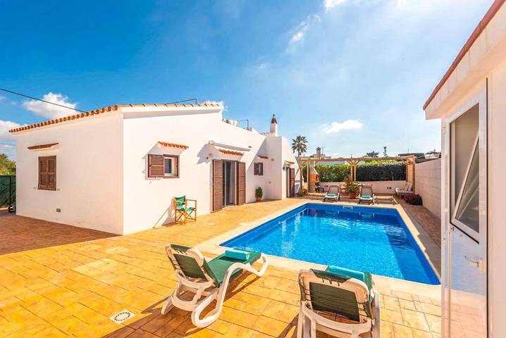 Chalet para 4 personas con terraza in Cala en Porter, Municipio de Alaior