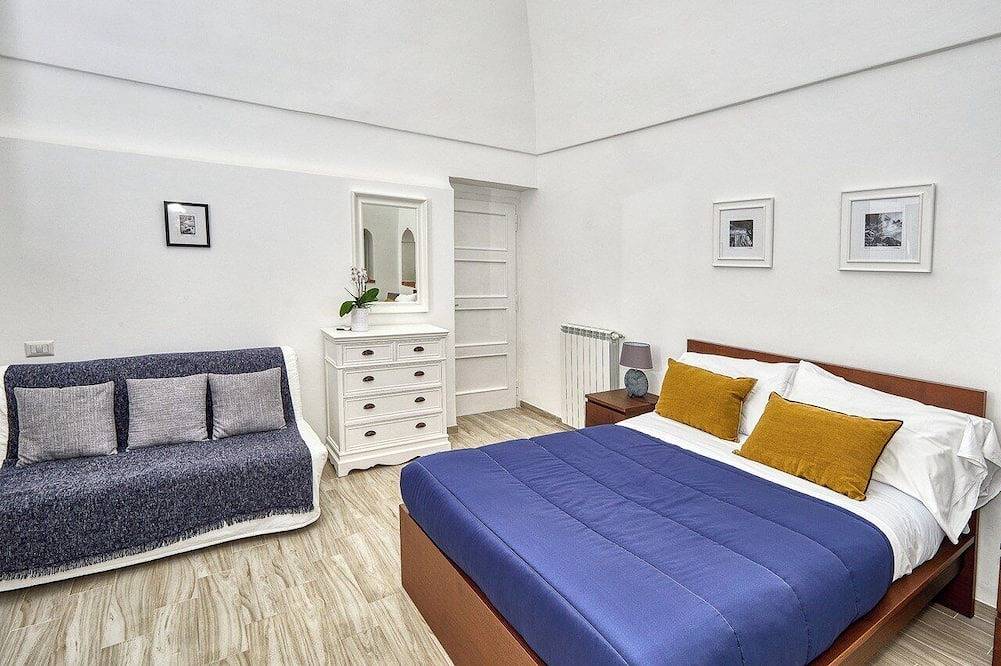 Exclusive Villa with Caprese architecture recently renovated. in Capri, Neapel Provinz
