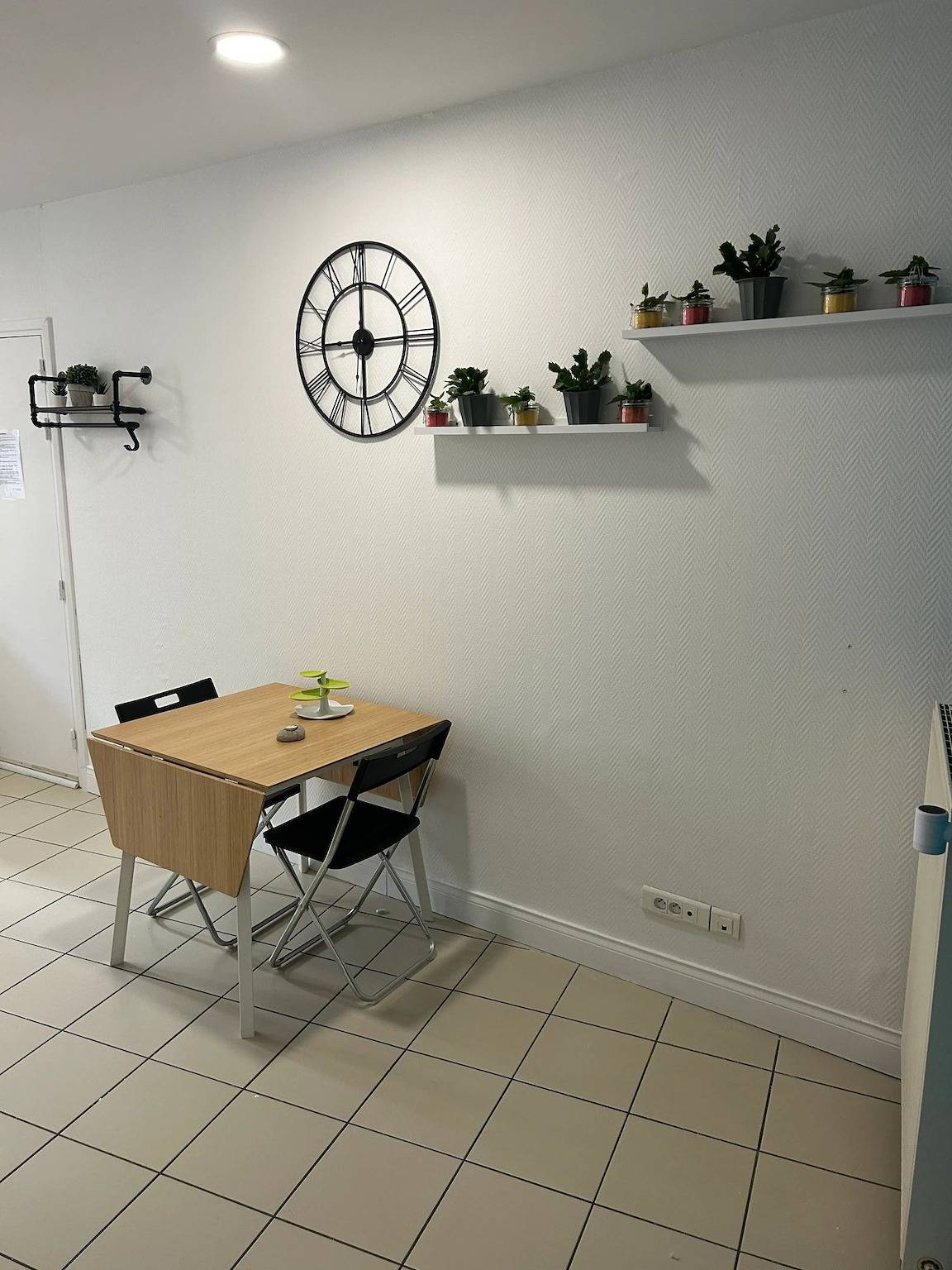 Appartement entier, Appartement charmant à Dieulouard, 75 m² avec Parking in Dieulouard, Région de Nancy