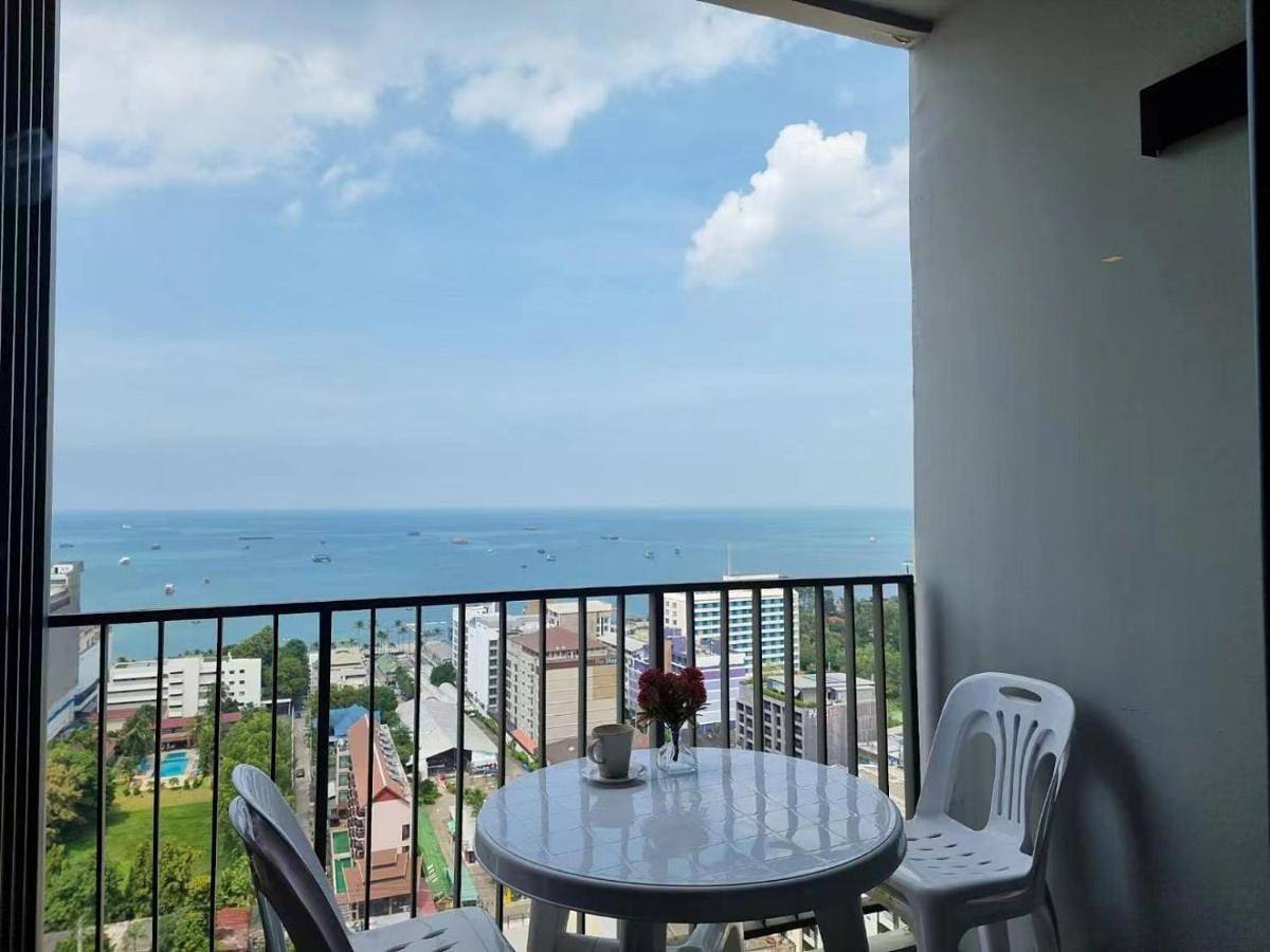 Entire apartment, Base海景网红顶层无边泳池 双卧室套房 