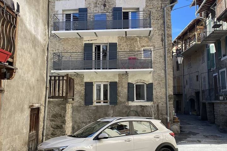 Location de vacances pour 8 personnes à Beauvezer