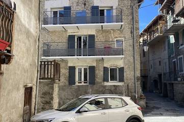 Gîte pour 8 personnes à Beauvezer
