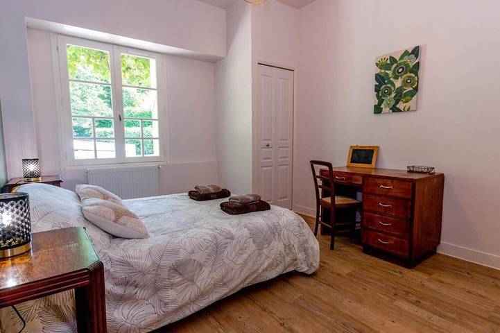 Gîte pour 4 personnes, avec jardin et piscine à Atur - 3