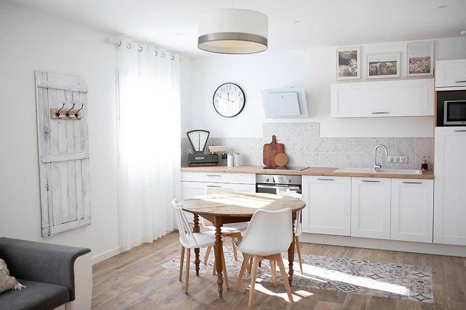 Appartement entier, One-Bedroom Apartment in Onzain, Région de Blois