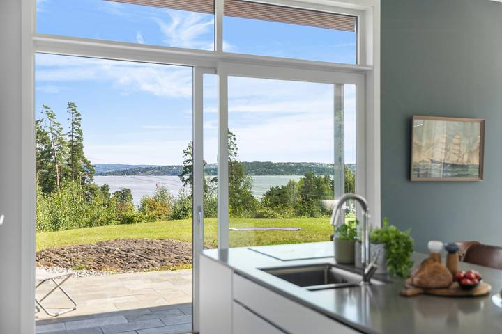 Geräumige Hütte auf autofreier Insel mit Panoramablick in Bærum