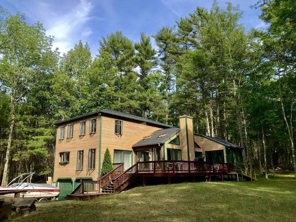Ruhe und Entspannung in einer privaten Umgebung mit viel Platz für Familie und Freunde in Moultonborough, Lake Winnipesaukee
