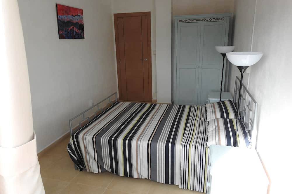 Casita Jacaranda een 2 slaapkamer landhuis met zwembad van 8 x 5 meter in Pizarra, Málaga Provincie