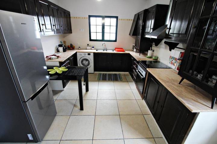 Casa rural para 14 personas, con jardín en Ponta Delgada - 2