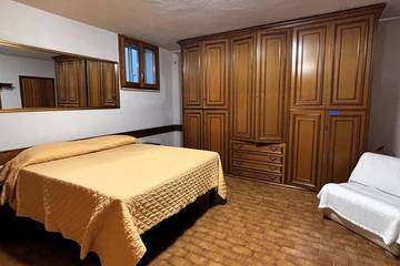 Villa pour 8 Personnes dans Torri del Benaco, Montagnes autour du lac de Garde, Photo 3