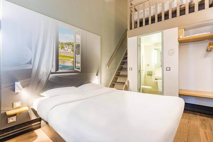 Hôtel pour 4 personnes à Joué-lès-Tours - 4