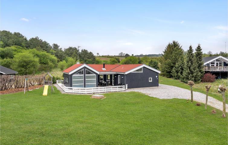 Ferienhaus für 8 Personen, mit Whirlpool und Terrasse sowie Pool und Sauna in Lyngsbæk Strand
