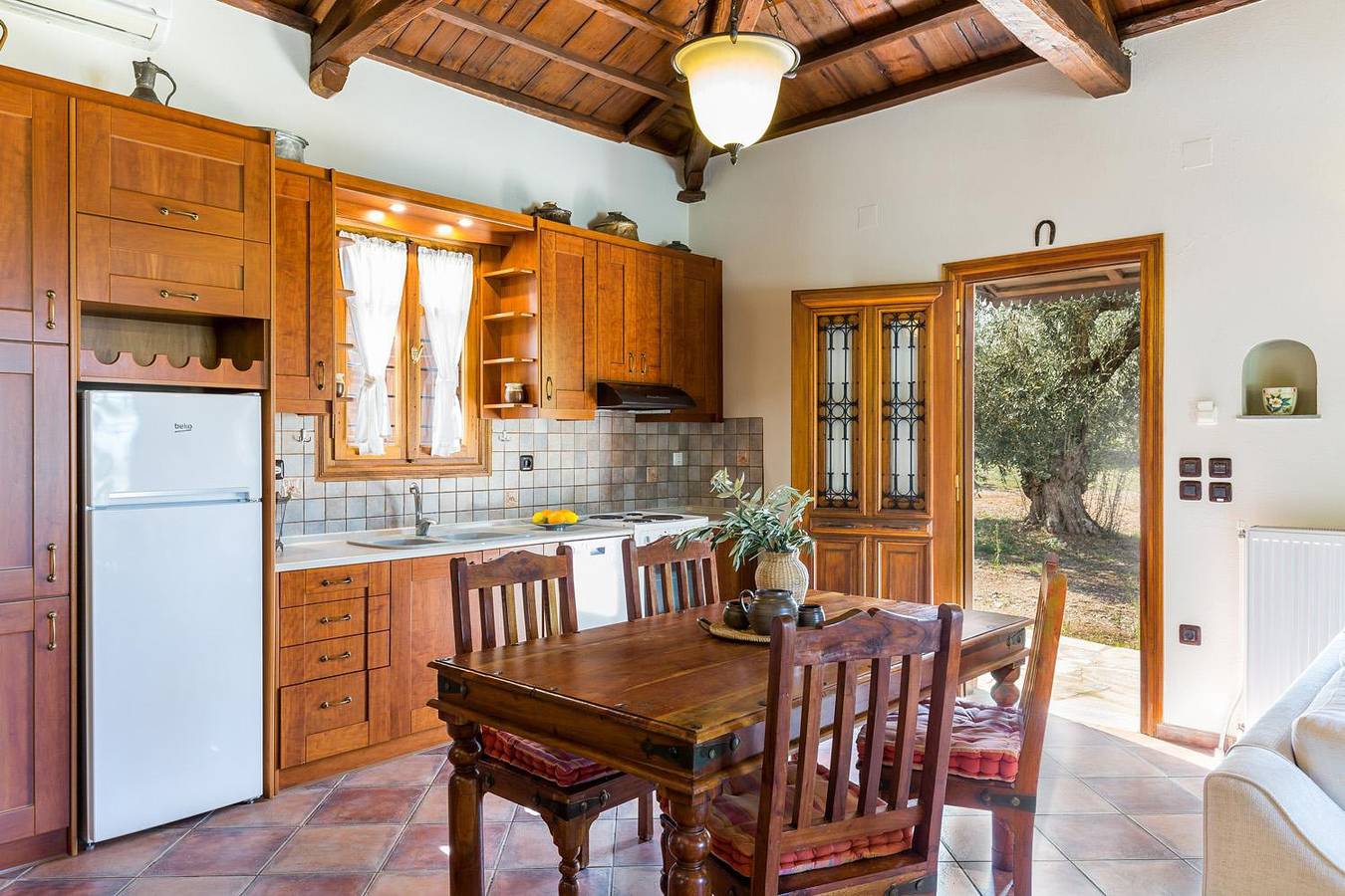 Villa Ioanna in Panormos (Skopelos), Sporadi