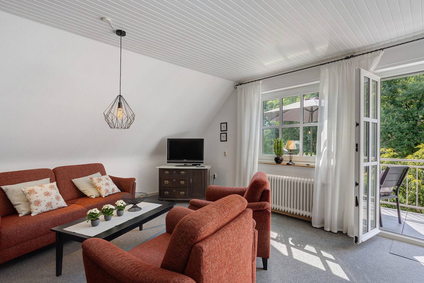Ganze Wohnung, Ferienwohnung Riedel" mit Balkon und Wi-Fi in Sundern, Sorpesee